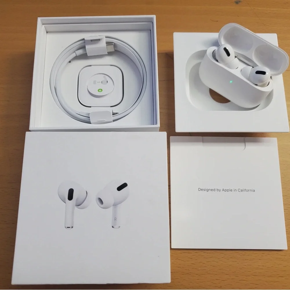 Apple White AirPods Pro Headset with Wireless Charging